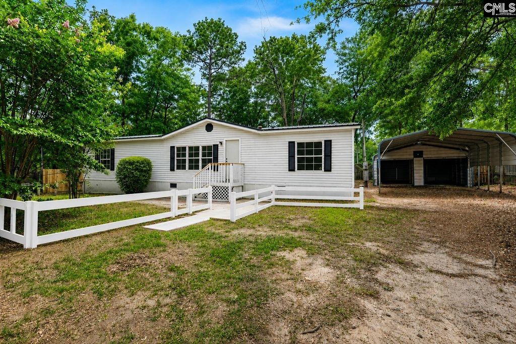 697 Ellene Street, Camden, SC 29020