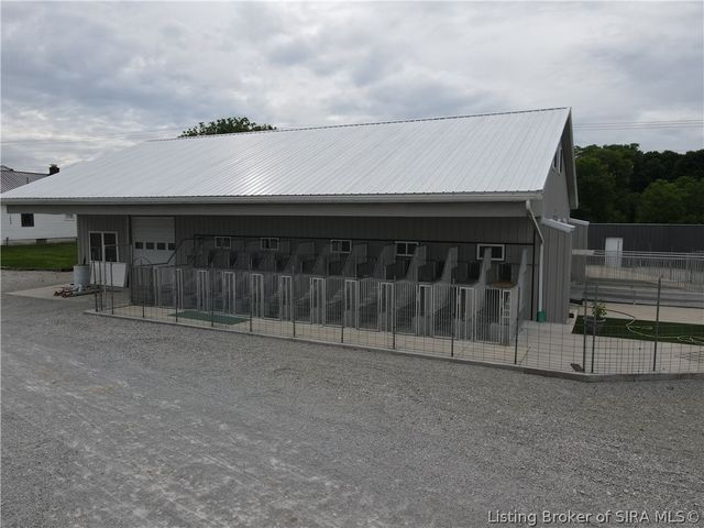 8905 Tunnel Mill Road, Marysville, IN 47141