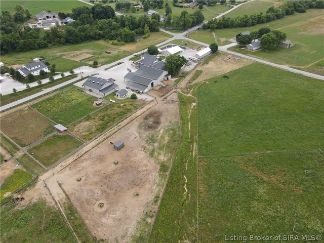 8905 Tunnel Mill Road, Marysville, IN 47141