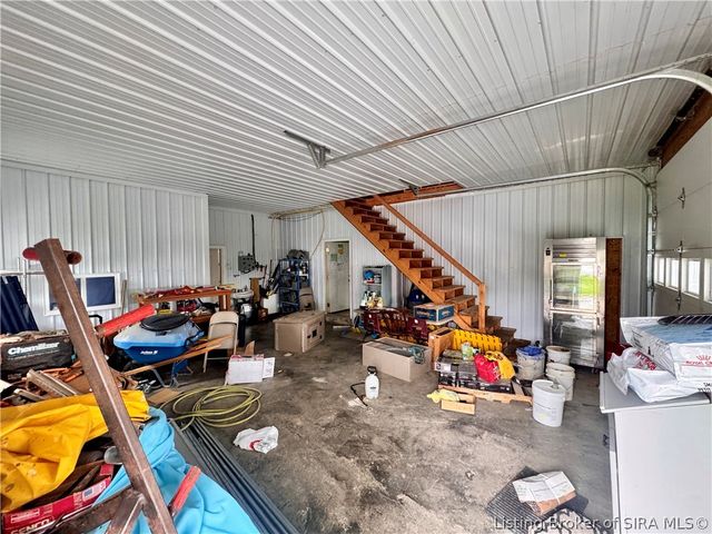 8905 Tunnel Mill Road, Marysville, IN 47141