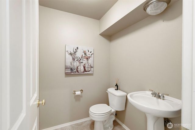 6207 NE Blakewood Court, Kingston, WA 98346