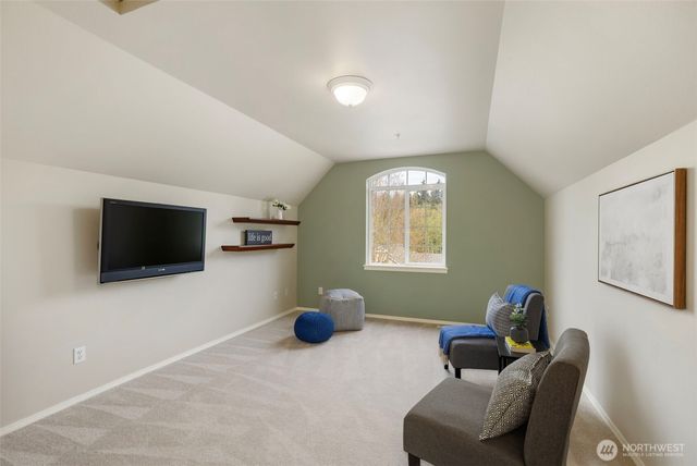 6207 NE Blakewood Court, Kingston, WA 98346