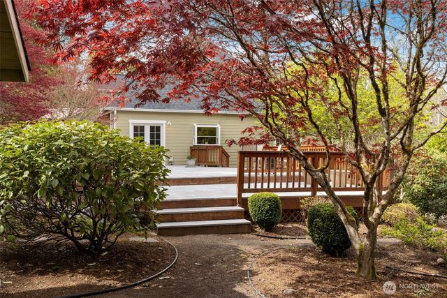 6207 NE Blakewood Court, Kingston, WA 98346