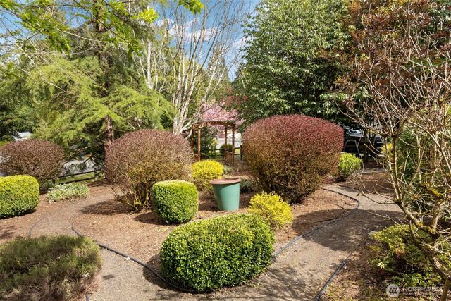 6207 NE Blakewood Court, Kingston, WA 98346