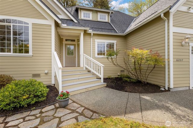 6207 NE Blakewood Court, Kingston, WA 98346