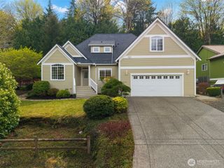 6207 NE Blakewood Court, Kingston, WA 98346
