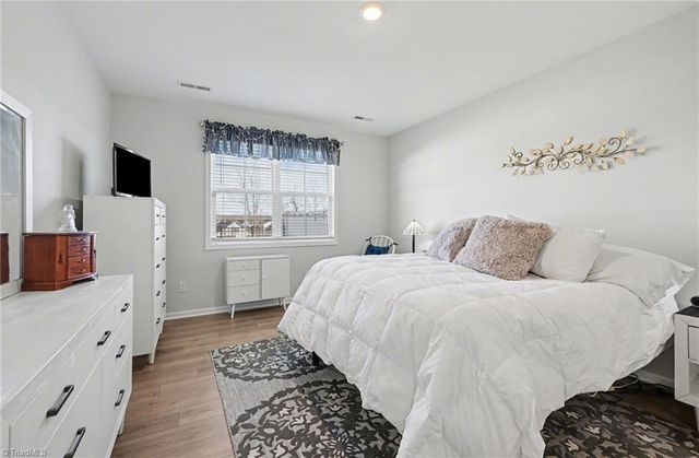 4463 Sapphire Court, Clemmons, NC 27012