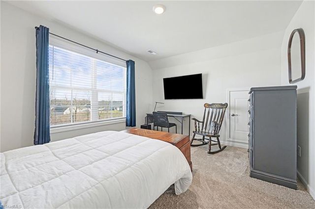 4463 Sapphire Court, Clemmons, NC 27012