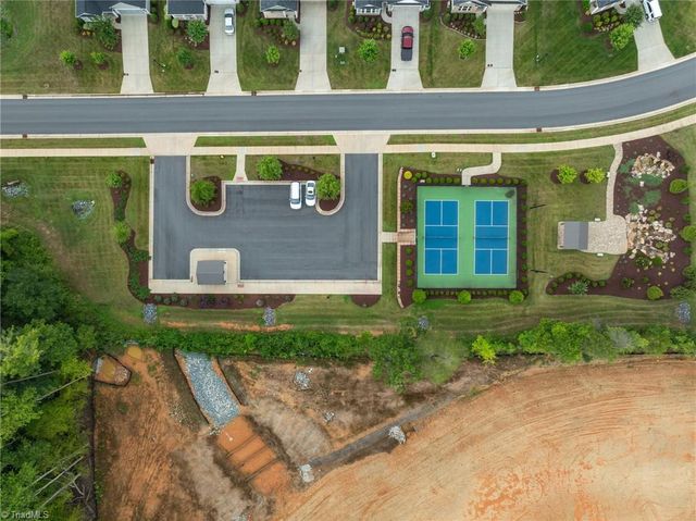 4463 Sapphire Court, Clemmons, NC 27012