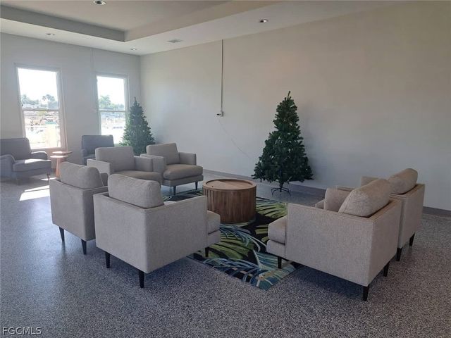 19681 Summerlin RD 482, Fort Myers, FL 33908