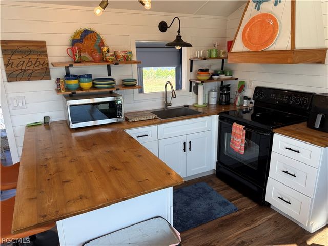 19681 Summerlin RD 482, Fort Myers, FL 33908