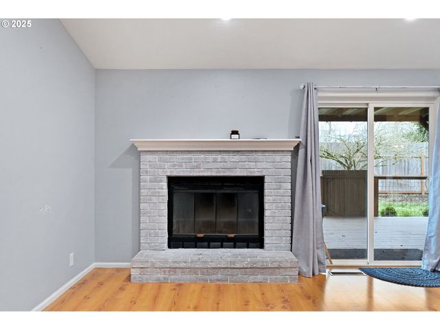 4575 CAMBON St, Eugene, OR 97402