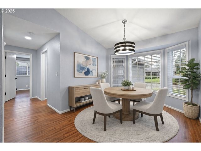 4575 CAMBON St, Eugene, OR 97402