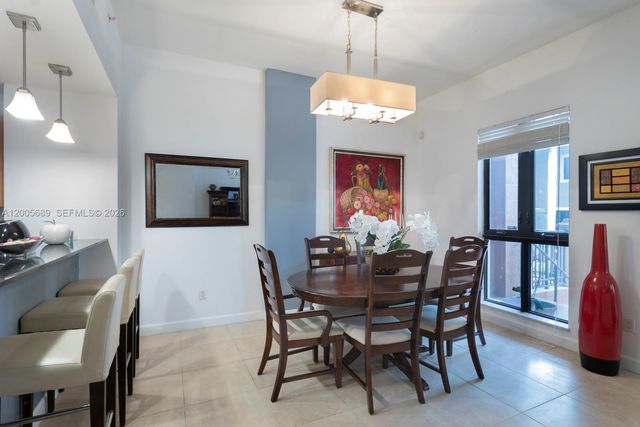 8390 SW 72nd Ave 115, Miami, FL 33143