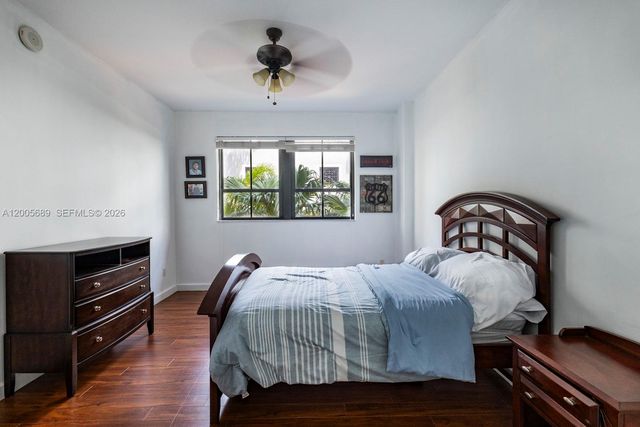 8390 SW 72nd Ave 115, Miami, FL 33143