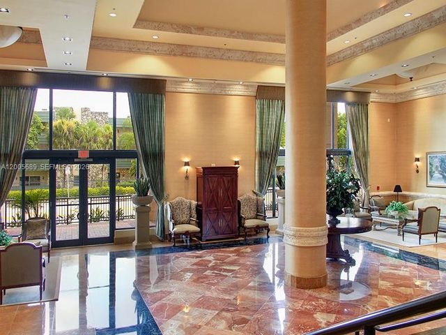 8390 SW 72nd Ave 115, Miami, FL 33143