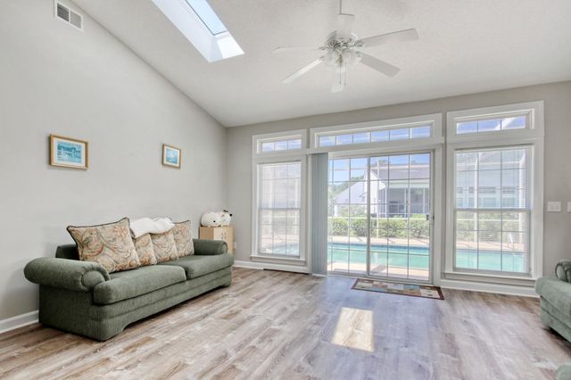 6705 Oakmere Ct., Murrells Inlet, SC 29576