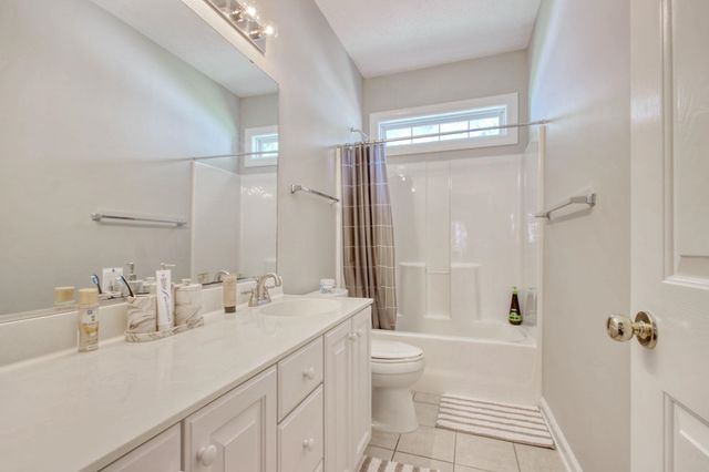 6705 Oakmere Ct., Murrells Inlet, SC 29576