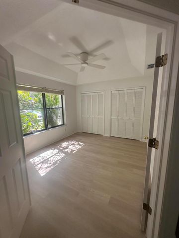 5270 SE Seascape Way 102, Stuart, FL 34997