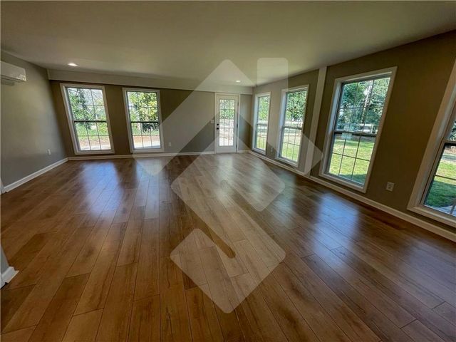 9935 La View Circle, Roswell, GA 30075