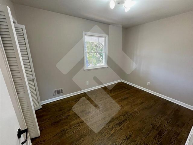 9935 La View Circle, Roswell, GA 30075