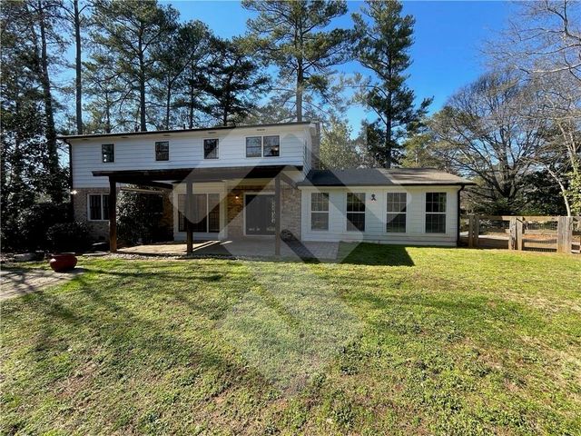 9935 La View Circle, Roswell, GA 30075