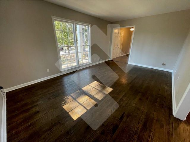 9935 La View Circle, Roswell, GA 30075