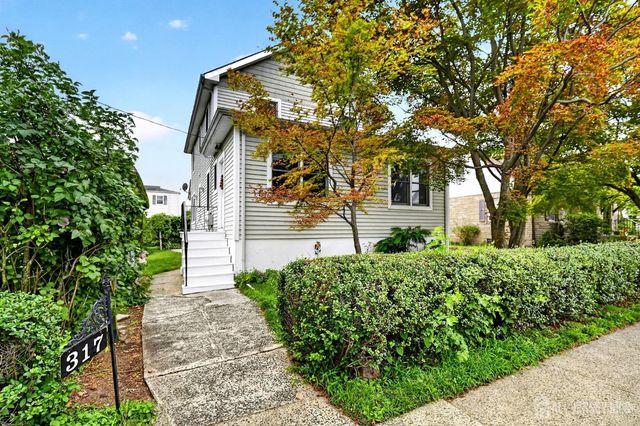 317 Ware Court, Bound Brook, NJ 08805