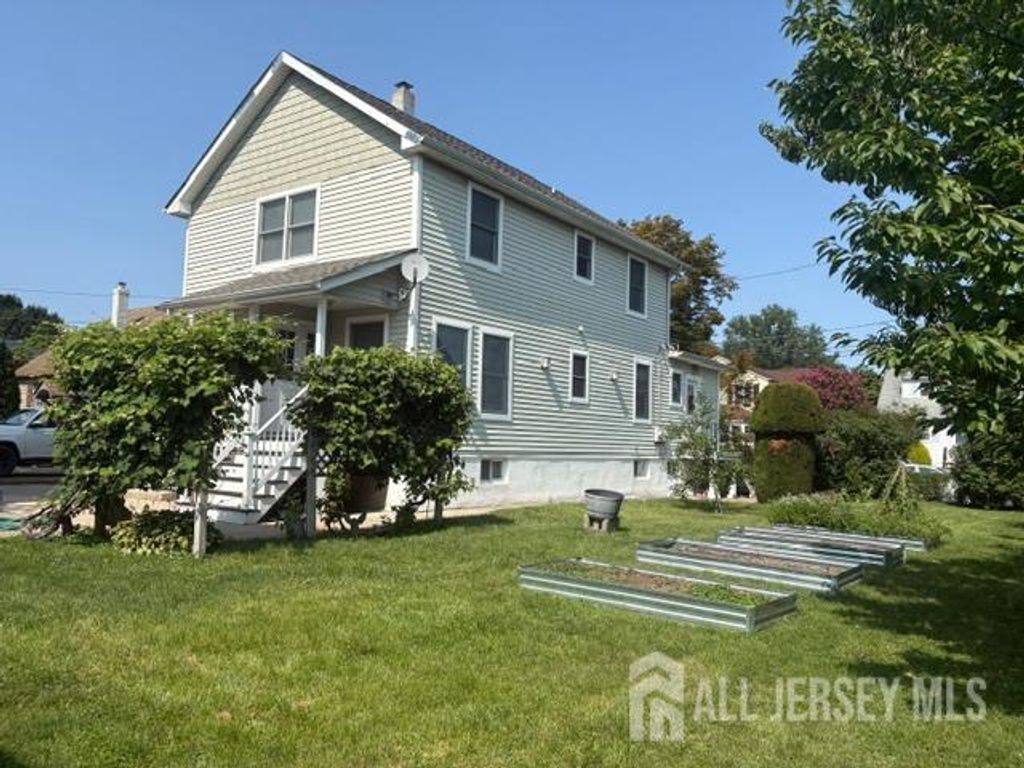 317 Ware Court, Bound Brook, NJ 08805