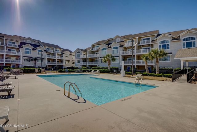 630 Saint Joseph Street Unit 200, Carolina Beach, NC 28428