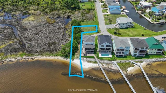 1702 Stanford Rd, Gulf Breeze, FL 32563