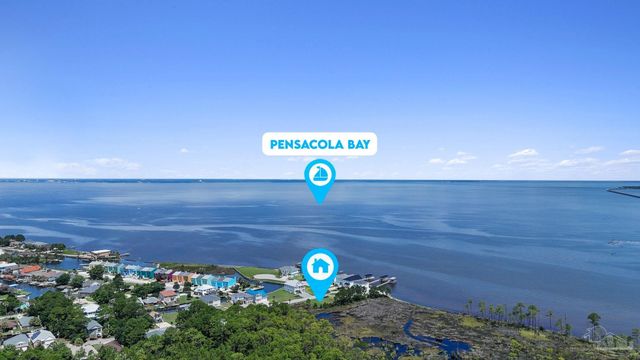 1702 Stanford Rd, Gulf Breeze, FL 32563