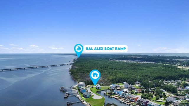 1702 Stanford Rd, Gulf Breeze, FL 32563