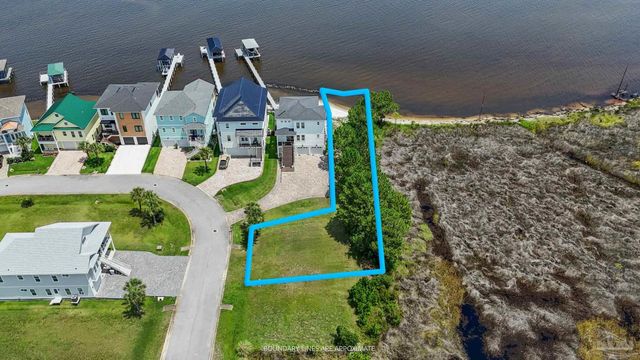 1702 Stanford Rd, Gulf Breeze, FL 32563