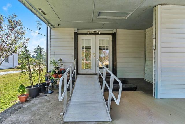 303 N Adair St, Clinton, SC 29325