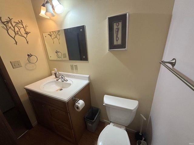 10053 Carriage Drive, Plymouth, IN 46563