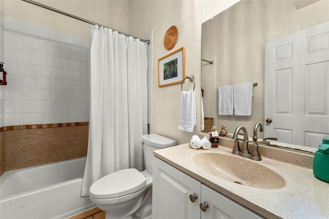 6519 W NEWBERRY ROAD A6, Gainesville, FL 32605