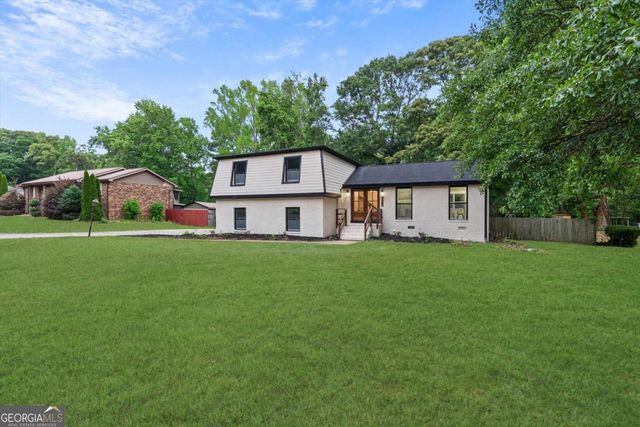 105 Lafayette Drive, Fayetteville, GA 30214