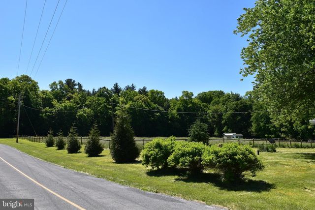 1362 NEW RD, Orrtanna, PA 17353