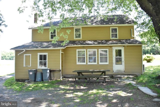 1362 NEW RD, Orrtanna, PA 17353