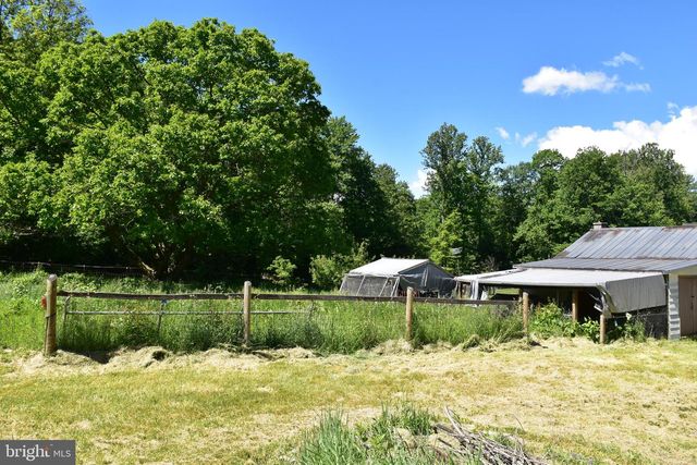 1362 NEW RD, Orrtanna, PA 17353