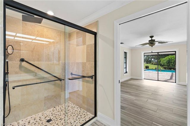 2010 Imperial Golf Course BLVD, Naples, FL 34110