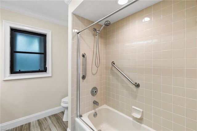 2010 Imperial Golf Course BLVD, Naples, FL 34110