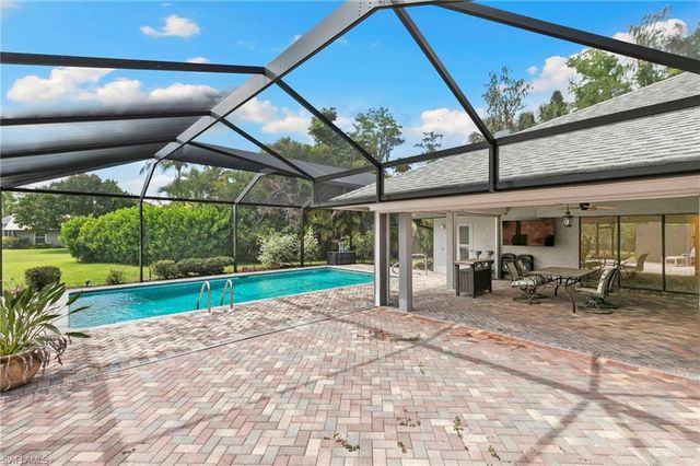 2010 Imperial Golf Course BLVD, Naples, FL 34110