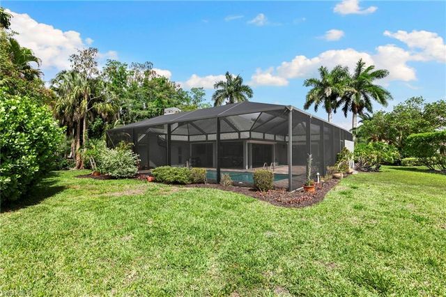 2010 Imperial Golf Course BLVD, Naples, FL 34110