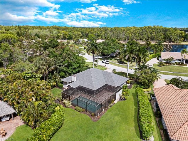2010 Imperial Golf Course BLVD, Naples, FL 34110