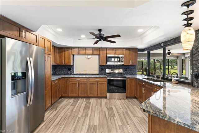 2010 Imperial Golf Course BLVD, Naples, FL 34110