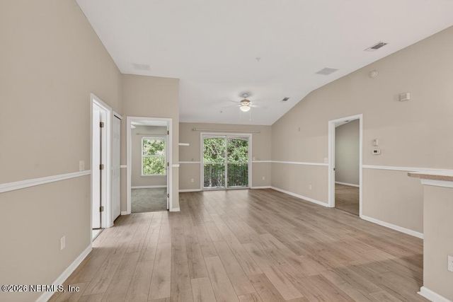 9400 UNDERWING Way 8, Jacksonville, FL 32257