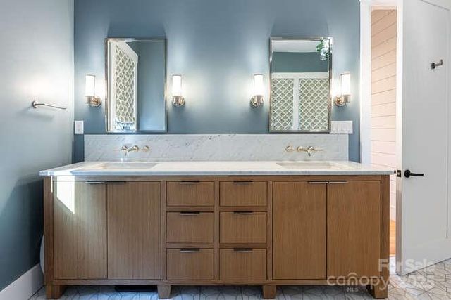 131 Lodestone Drive, Sylva, NC 28779