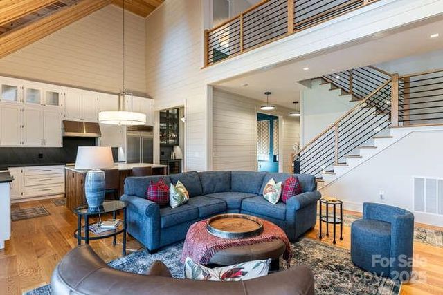 131 Lodestone Drive, Sylva, NC 28779